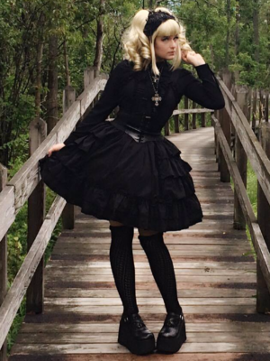 Casual on sale gothic lolita