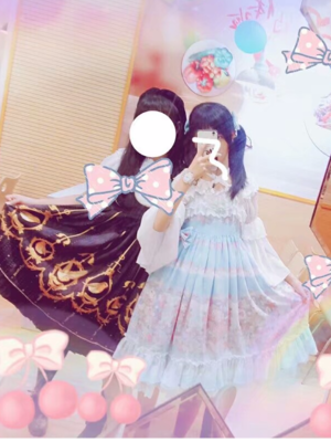 微音's 「Lolita」themed photo (2017/11/04)