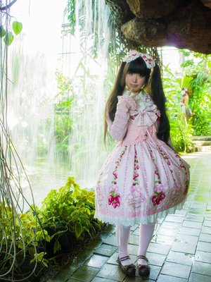 是モヨコ以「Lolita fashion」为主题投稿的照片(2017/11/15)