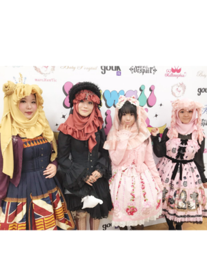 是モヨコ以「Angelic pretty」为主题投稿的照片(2017/11/27)