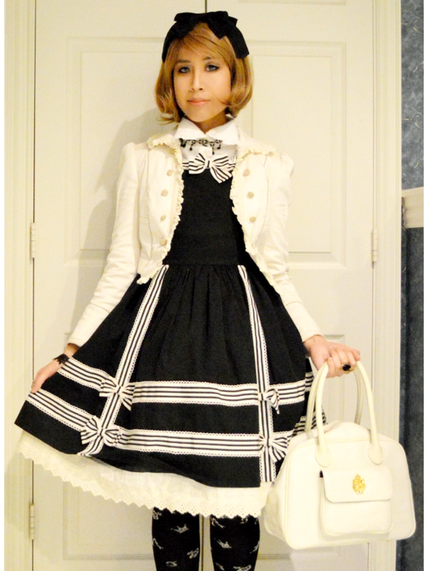 insomnielの「black-and-white」をテーマにしたコーディネート(2017/12/01)