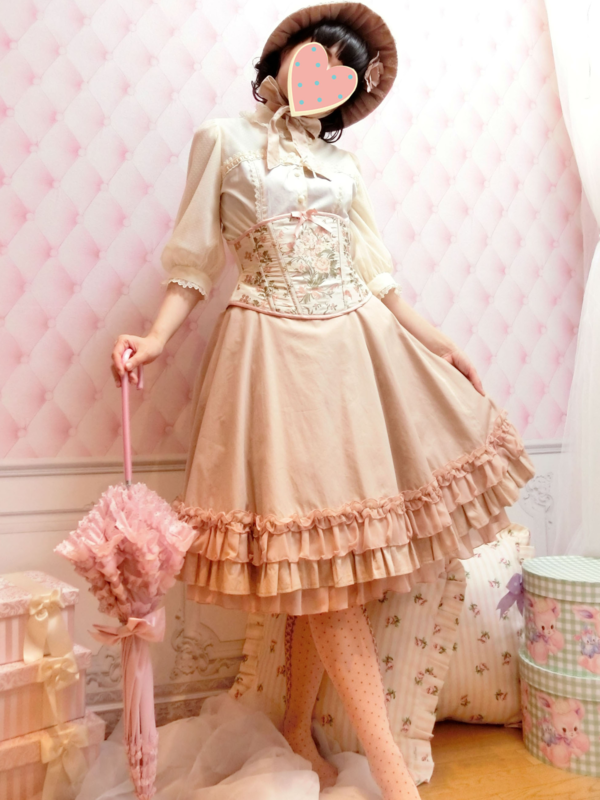 蜜蜂の「Angelic pretty」をテーマにしたコーディネート(2017/12/10)