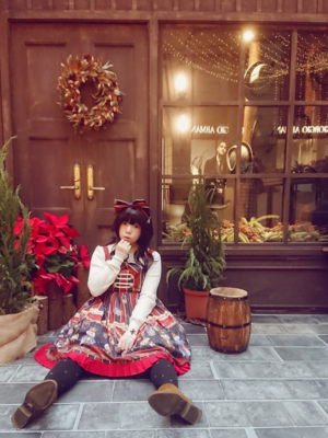 hime's 「Lolita」themed photo (2018/01/03)