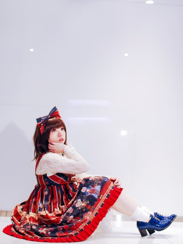 hime's 「Lolita」themed photo (2018/01/12)