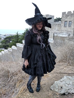 是Frillyelly以「Gothic Lolita」为主题投稿的照片(2018/02/06)
