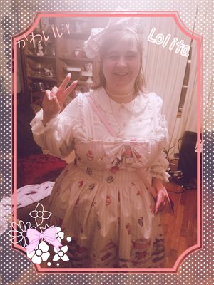 Rose's 「Lolita fashion」themed photo (2018/02/12)