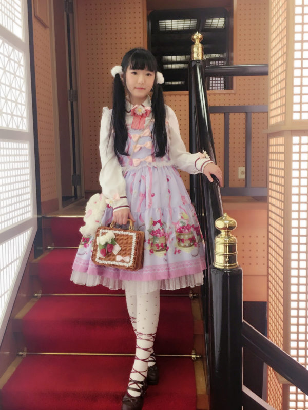 舞's 「Sweet lolita」themed photo (2018/02/14)