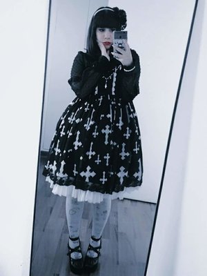 Moon Bastet's 「Lolita」themed photo (2018/02/24)