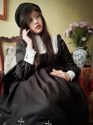 Eleanor Loire's 「Lolita」themed photo (2018/03/12)