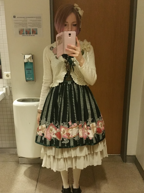 是Kia Rose以「Lolita fashion」为主题投稿的照片(2018/03/25)