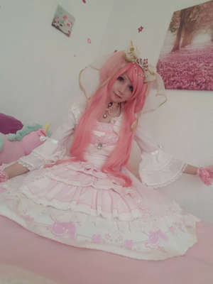 Mew Fairydoll's 「Hime Lolita」themed photo (2018/03/30)