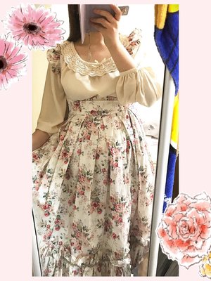 夏妃's 「Lolita」themed photo (2018/05/06)
