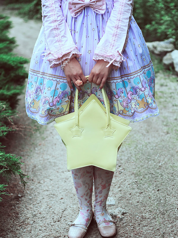 是Esma Meow以「Lolita fashion」为主题投稿的照片(2018/05/07)