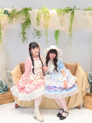 舞's 「BABY THE STARS SHINE BRIGHT」themed photo (2018/05/07)