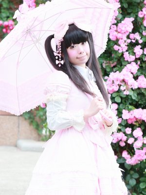 是モヨコ以「Lolita」为主题投稿的照片(2018/05/14)