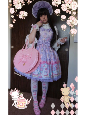 Pixy's 「Lolita」themed photo (2018/05/15)