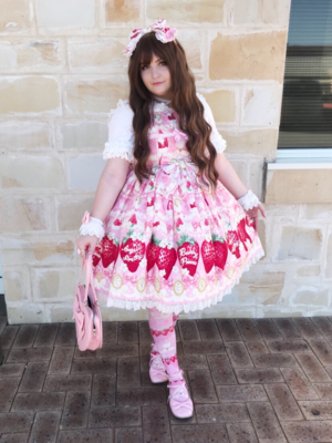 Melty berry princess Coordinate Photos (4 photos) | ALICE HOLIC