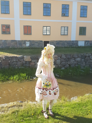 Sophia Magdalene's 「Classic Lolita」themed photo (2018/05/22)