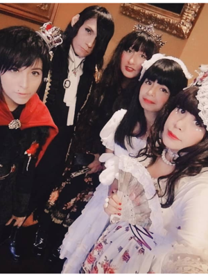 Lestat's 「Lolita」themed photo (2018/05/27)