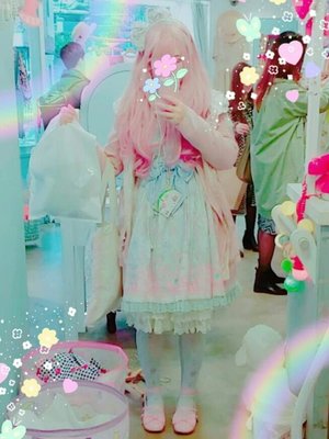 MINTCHO's 「Lolita」themed photo (2018/06/01)