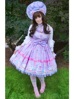 Pixy's 「Lolita fashion」themed photo (2018/06/11)