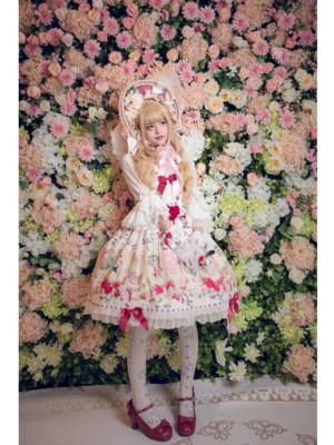 林南舒's 「Lolita」themed photo (2018/06/28)