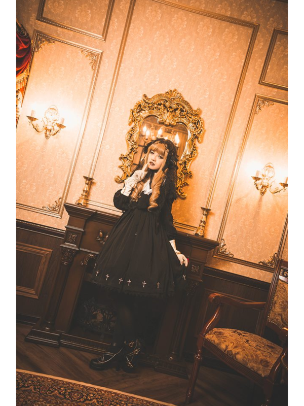林南舒の「Gothic Lolita」をテーマにしたコーディネート(2018/07/13)