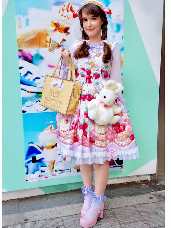 Kay DeAngelis's 「Harajuku Fashion Walk」themed photo (2018/07/23)