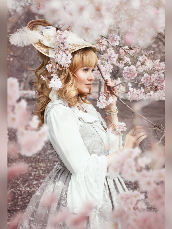 Alexandra Dorotheaの「Lolita」をテーマにしたコーディネート(2018/07/30)