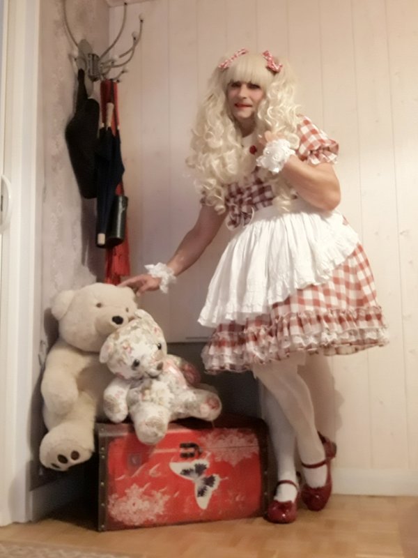 Anaïsse's 「Lolita fashion」themed photo (2018/08/16)