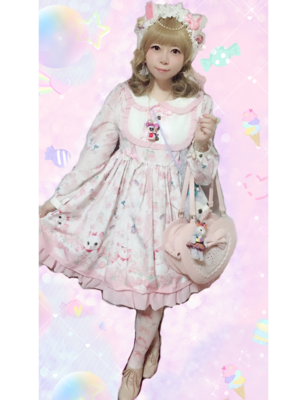 hime's 「Lolita」themed photo (2018/08/27)