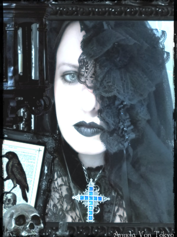 Angela†von†Tokyo's 「Gothic Lolita」themed photo (2018/09/21)