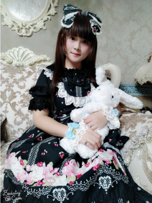 Sayuki's 「Lolita fashion」themed photo (2018/09/30)