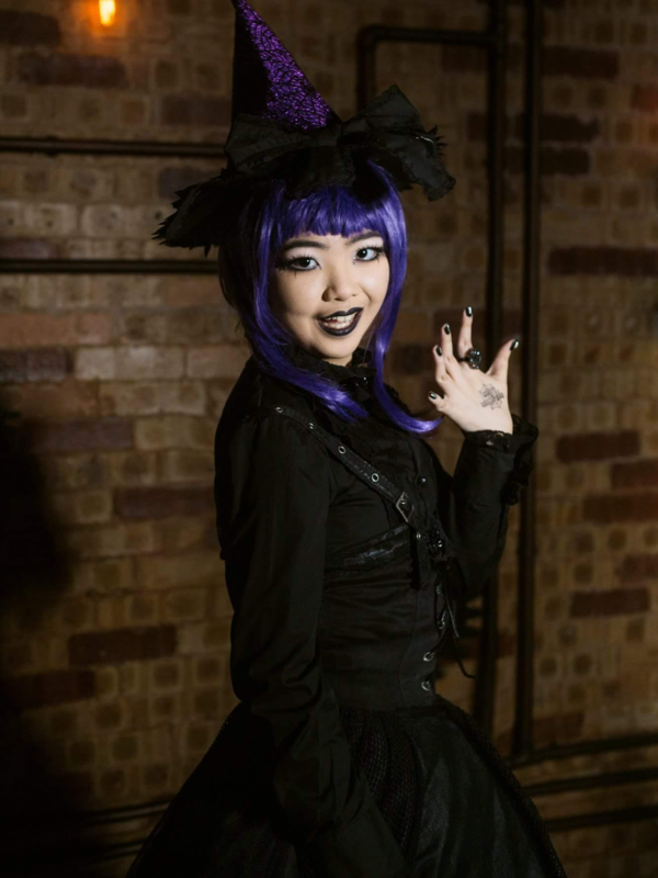 Qiqi's 「Halloween」themed photo (2018/10/23)