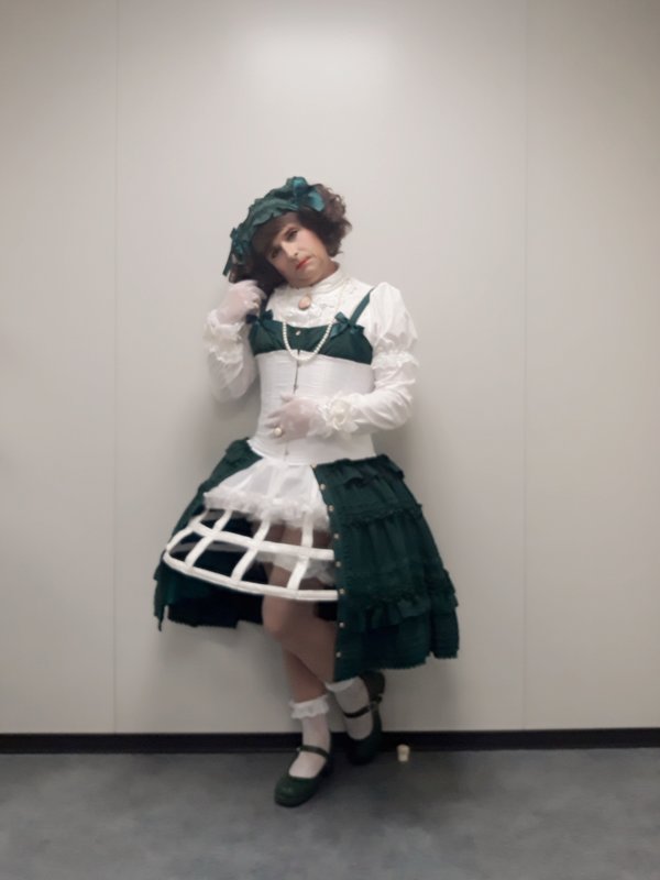是Anaïsse以「Lolita fashion」为主题投稿的照片(2018/11/26)