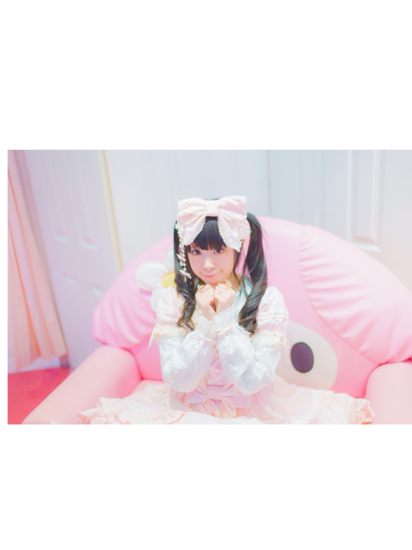 是モヨコ以「Lolita」为主题投稿的照片(2018/12/10)