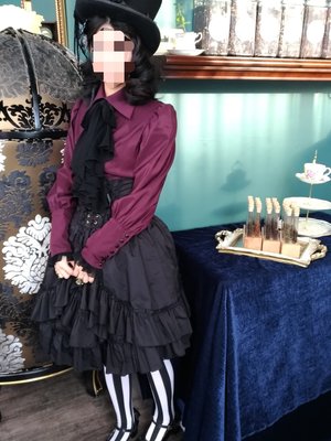 Carmilla's 「Gothic Lolita」themed photo (2019/01/09)