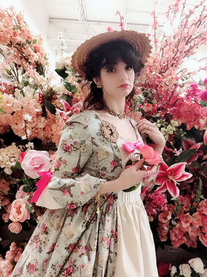 Madeline Hatter's 「Lolita」themed photo (2019/01/18)