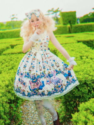 zihling's 「Lolita」themed photo (2019/04/02)