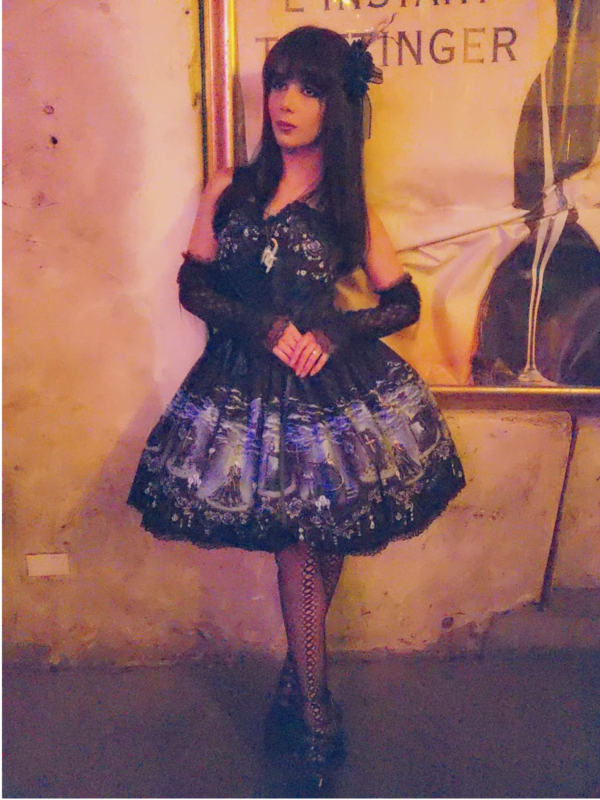 是Eugenia Salinas以「Lolita fashion」为主题投稿的照片(2019/04/23)