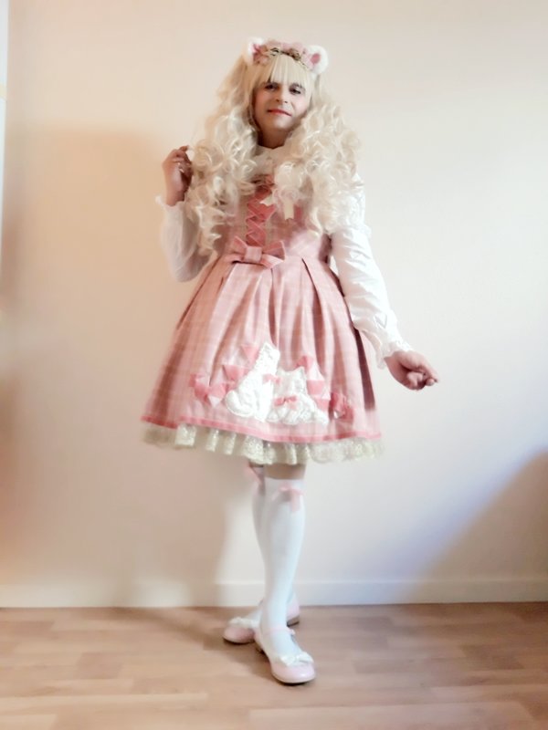 是Anaïsse以「Sweet lolita」为主题投稿的照片(2019/05/22)