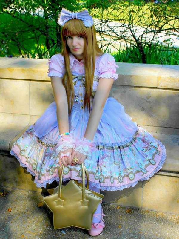 Lina Nekolitaの「dream day carnival」をテーマにしたコーディネート(2019/07/10)