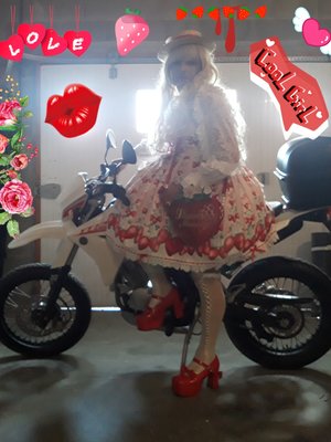 Anaïsse's 「Lolita」themed photo (2019/08/12)