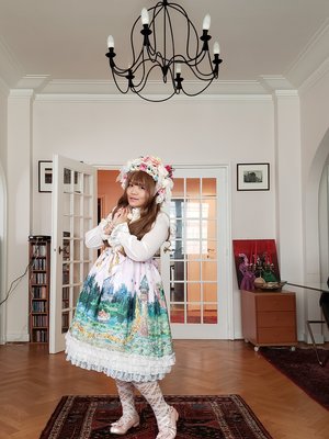 Soonji's 「Lolita fashion」themed photo (2019/09/12)