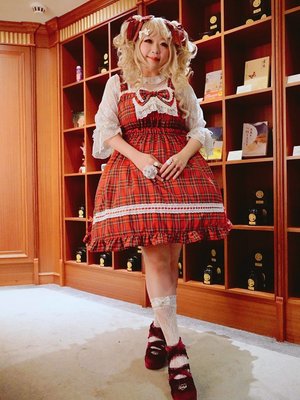 是Rita Huang以「Lolita fashion」为主题投稿的照片(2019/09/25)