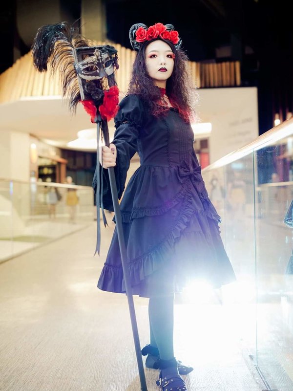Qiqi's 「Lolita」themed photo (2019/11/28)