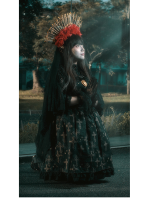 L chan's 「Lolita」themed photo (2019/12/06)