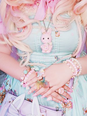 NeeYumi's 「Lolita」themed photo (2020/04/10)