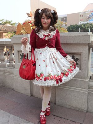 Joanna Yuen's 「Lolita fashion」themed photo (2020/04/24)