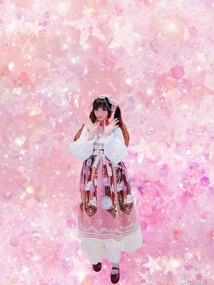 Luna Lucifer's 「Lolita fashion」themed photo (2020/05/14)